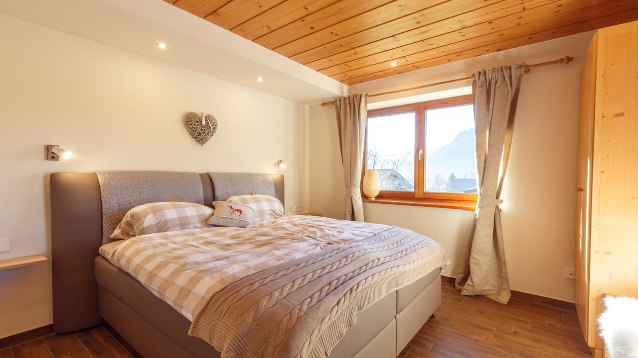 Schlafzimmer II Fewo Hochfelln Schlafzimmer II Fewo Hochfelln